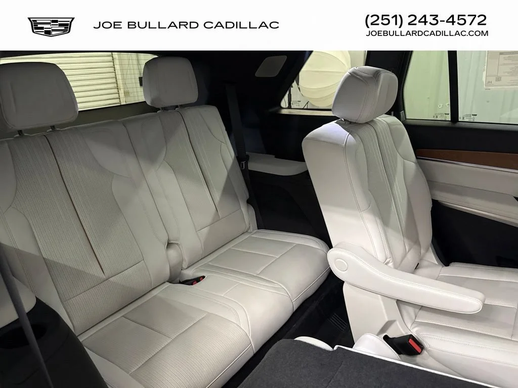2027 Cadillac VISTIQ Sport - Photo 18