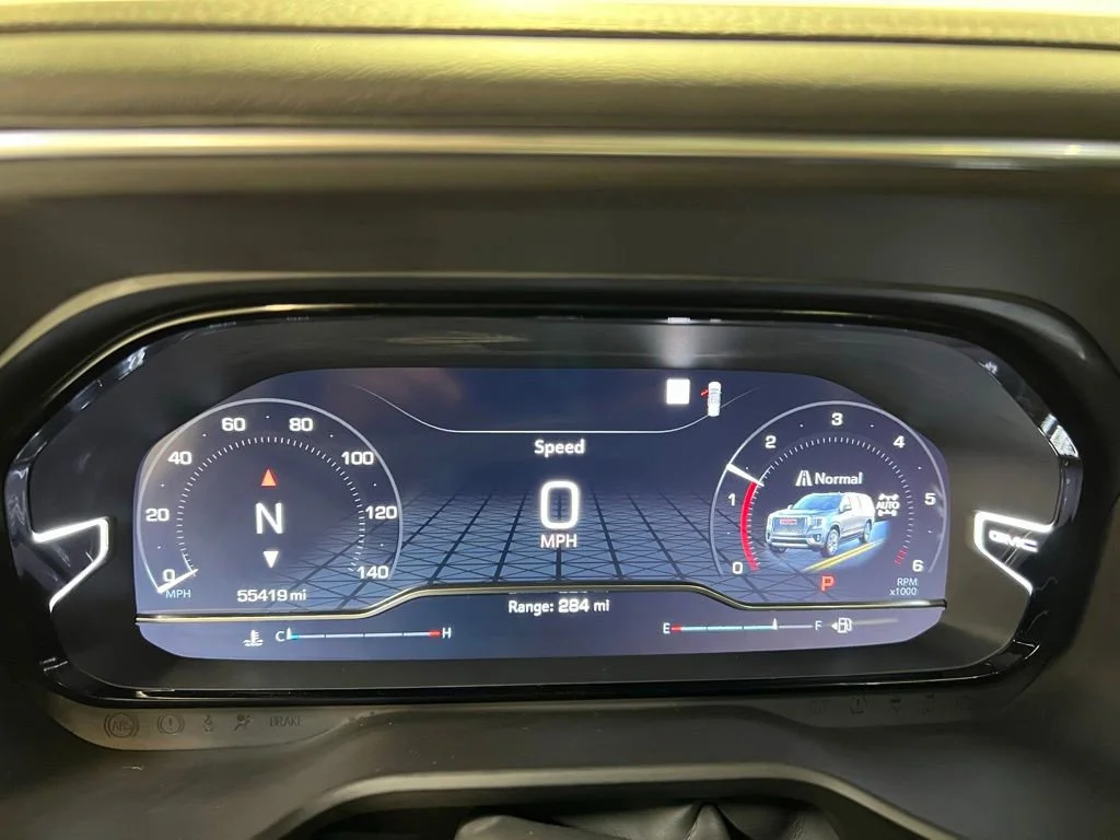 Used 2022 Onyx Black GMC Denali image 19