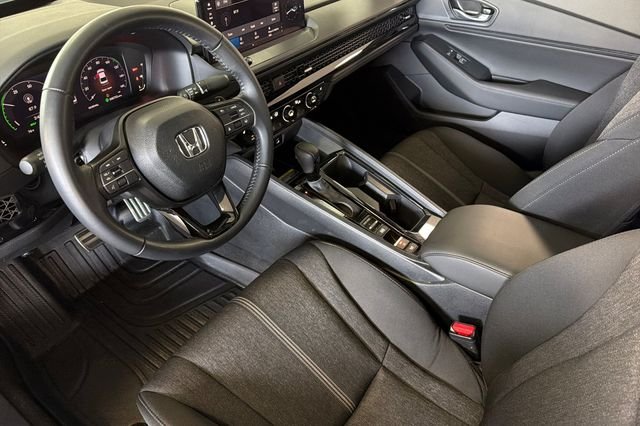 Certified Used 2025 Urban Gray Pearl Honda Sport image 14