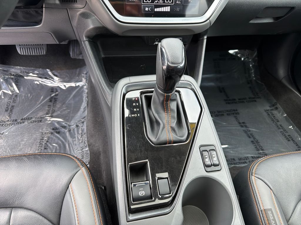 Used 2024 Crystal White Pearl Subaru Limited image 24