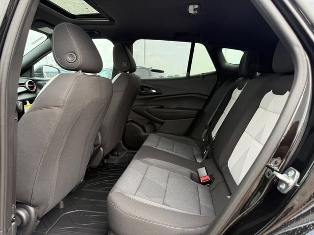 New 2026 Mosaic Black Metallic Chevrolet 1RS image 5