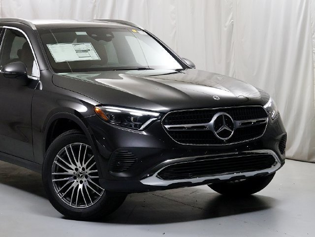 New 2027 Graphite Grey Metallic Mercedes-Benz GLC 300 image 29