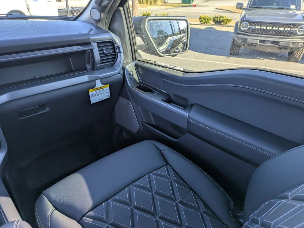 New 2026 Antimatter Blue Metallic Ford XLT image 19