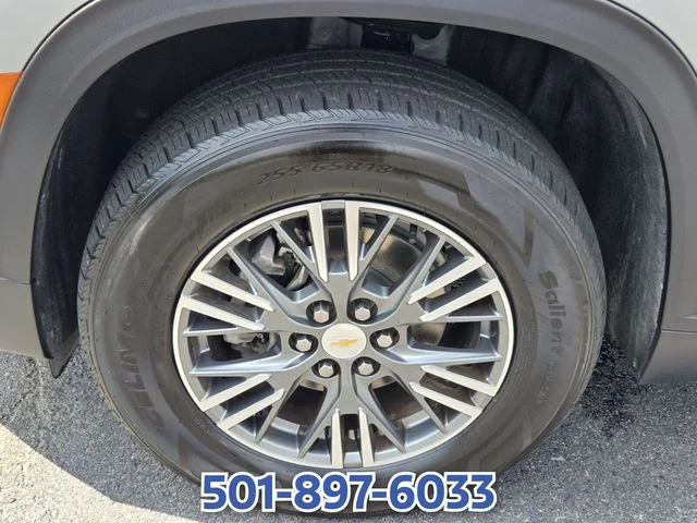Used 2024 Gray Chevrolet LT image 17