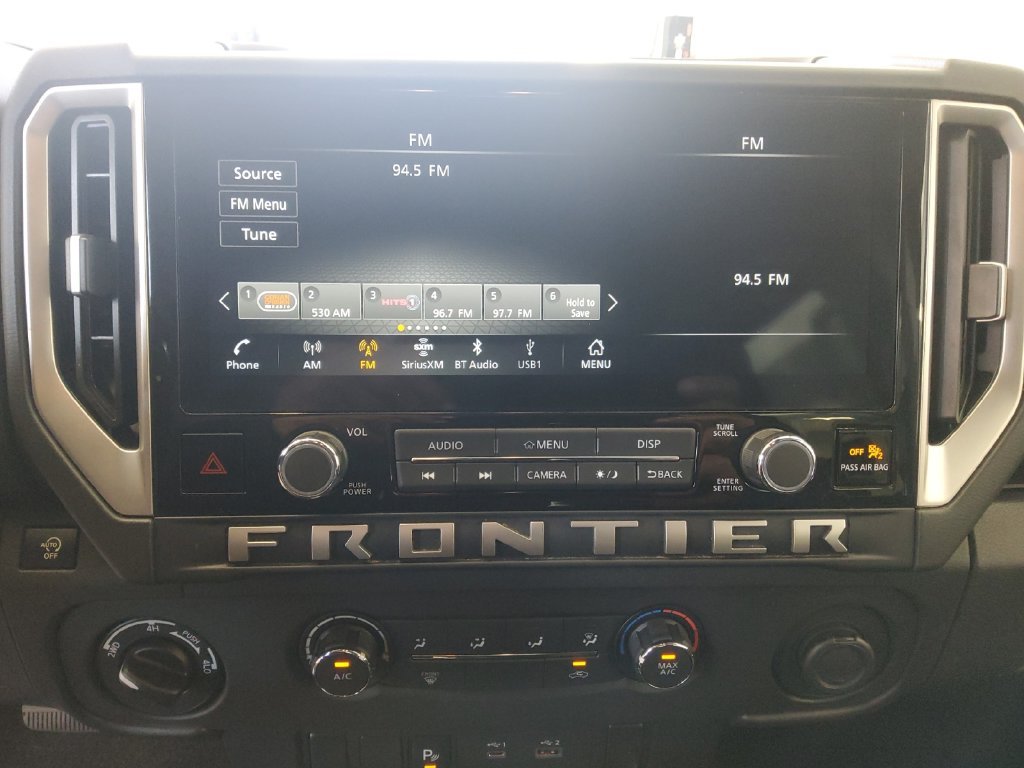 Used 2025 White Nissan SV image 11