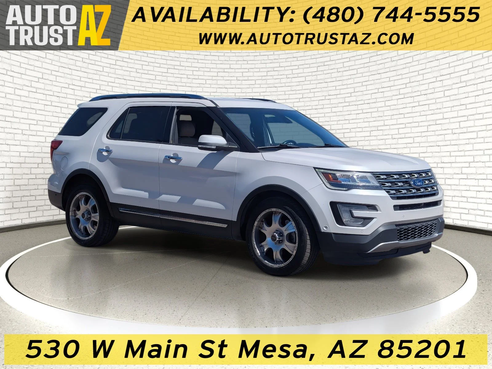 2017 Ford Explorer Limited FWD's photo