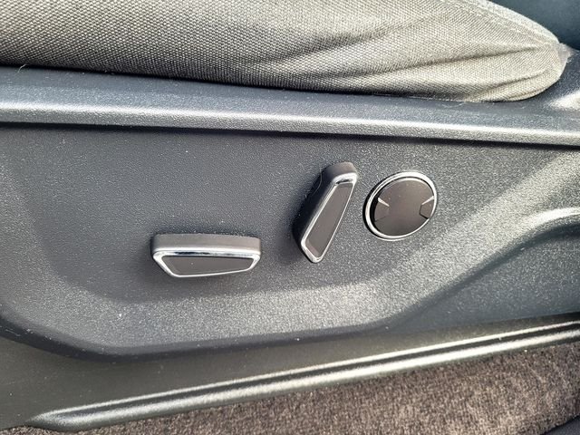 Used 2021 Silver Ford XLT image 11