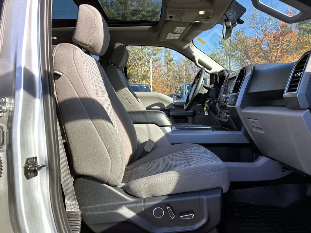 Used 2018 Ingot Silver Ford XLT image 16