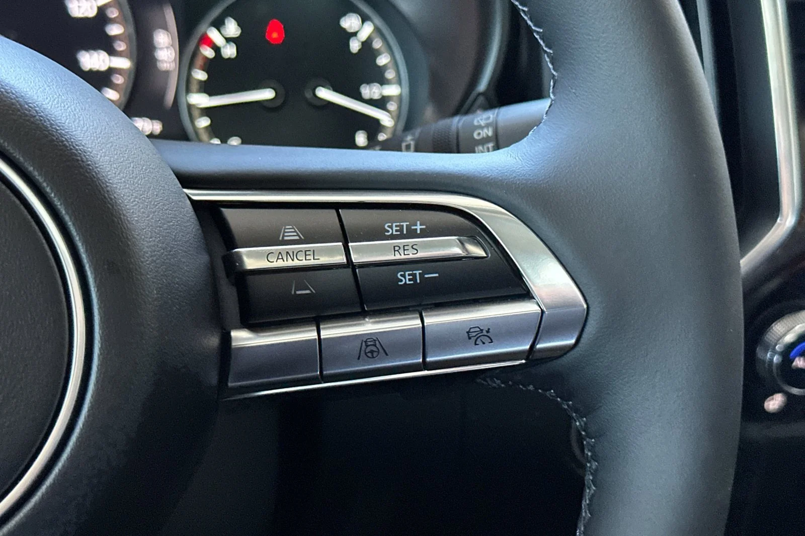 New 2026 Wind Chill Pearl Mazda 2.5 Turbo Premium Plus AWD image 30