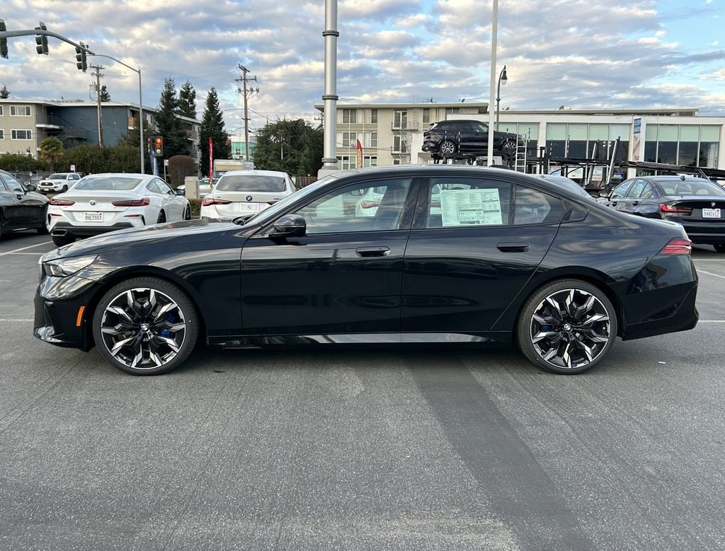 New 2026 Black Sapphire Metallic BMW 530i image 2