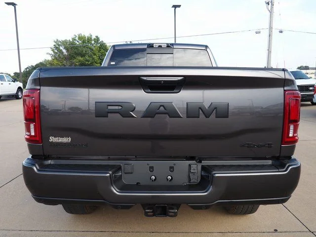 2026 RAM 3500 Big Horn - Photo 18