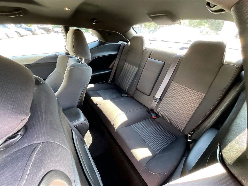 Used 2019 White Dodge R/T Scat Pack image 25