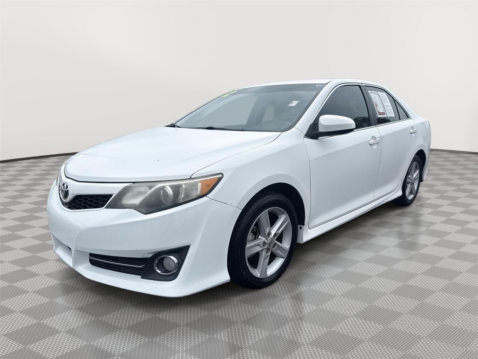 Used 2012 Toyota Camry SE with VIN 4T1BF1FK1CU600492 for sale in Kansas City