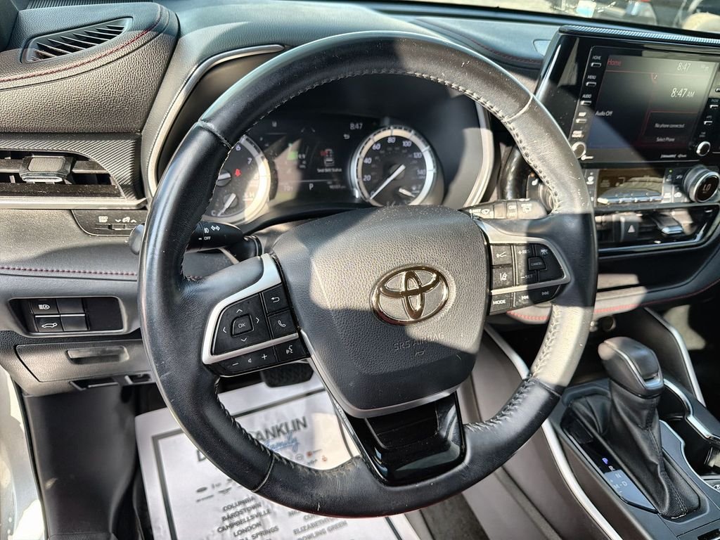 Used 2022 Silver Toyota XSE image 14