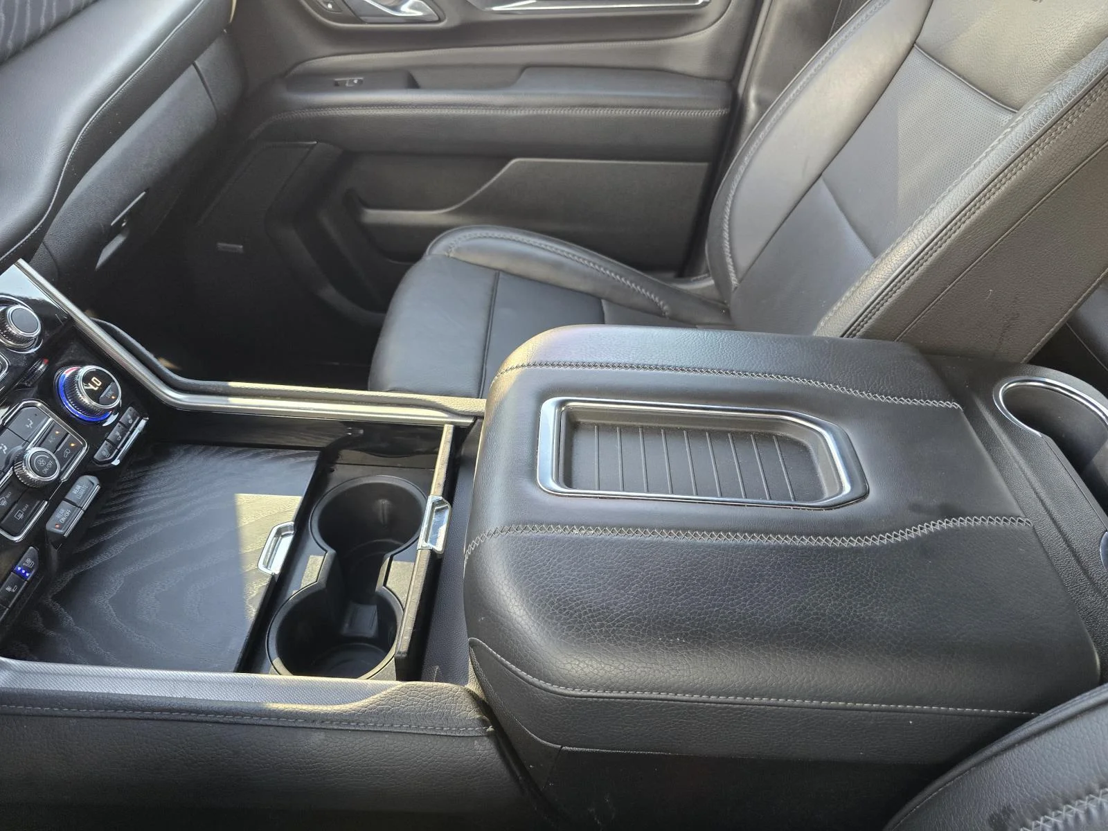 Certified Used 2023 ONYX BLACK GMC Denali image 18