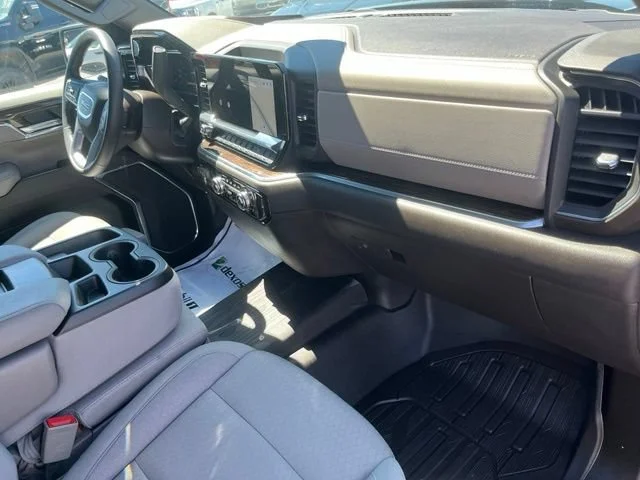 New 2026 Onyx Black GMC SLE image 25