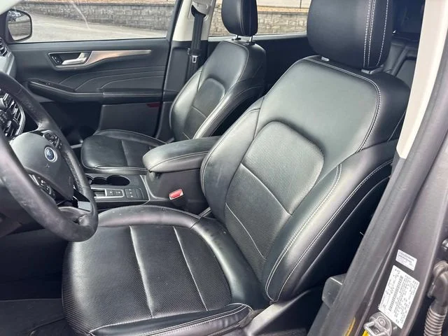 Used 2022 Gray Ford Titanium image 29