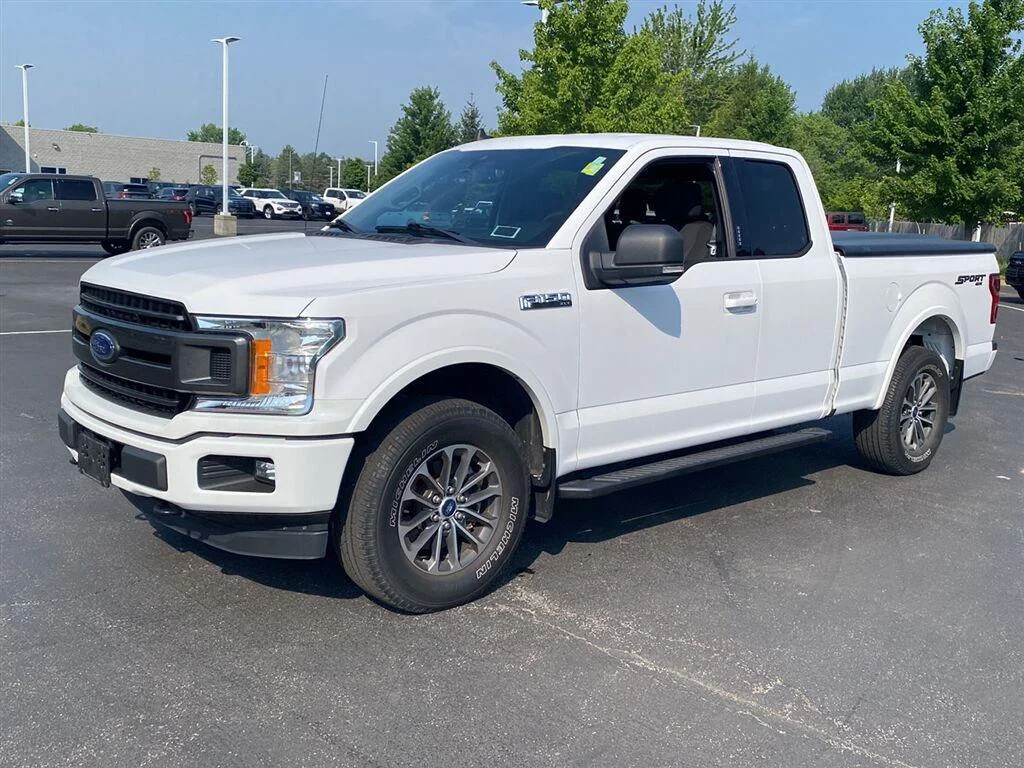 Used 2019 Oxford White Ford XLT image 8