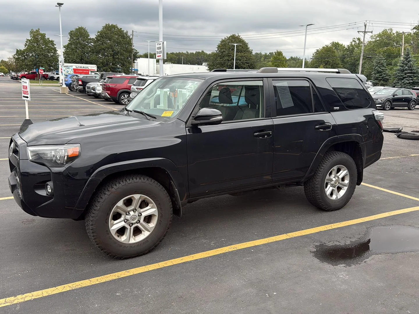 Used 2022 Midnight Black Metallic Toyota SR5 Premium image 2