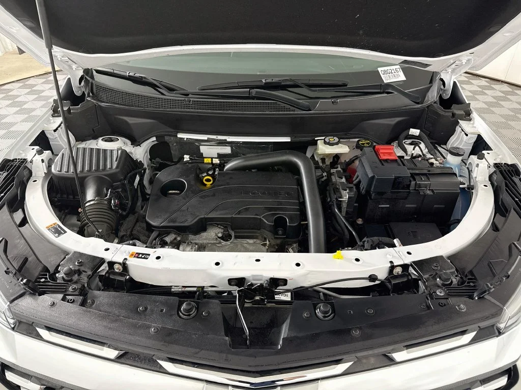Used 2026 White Chevrolet LT image 28