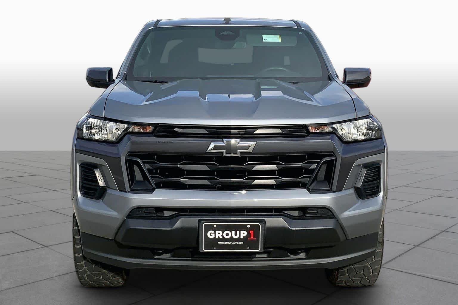 Used 2023 Sterling Gray Metallic Chevrolet 4WD LT image 4