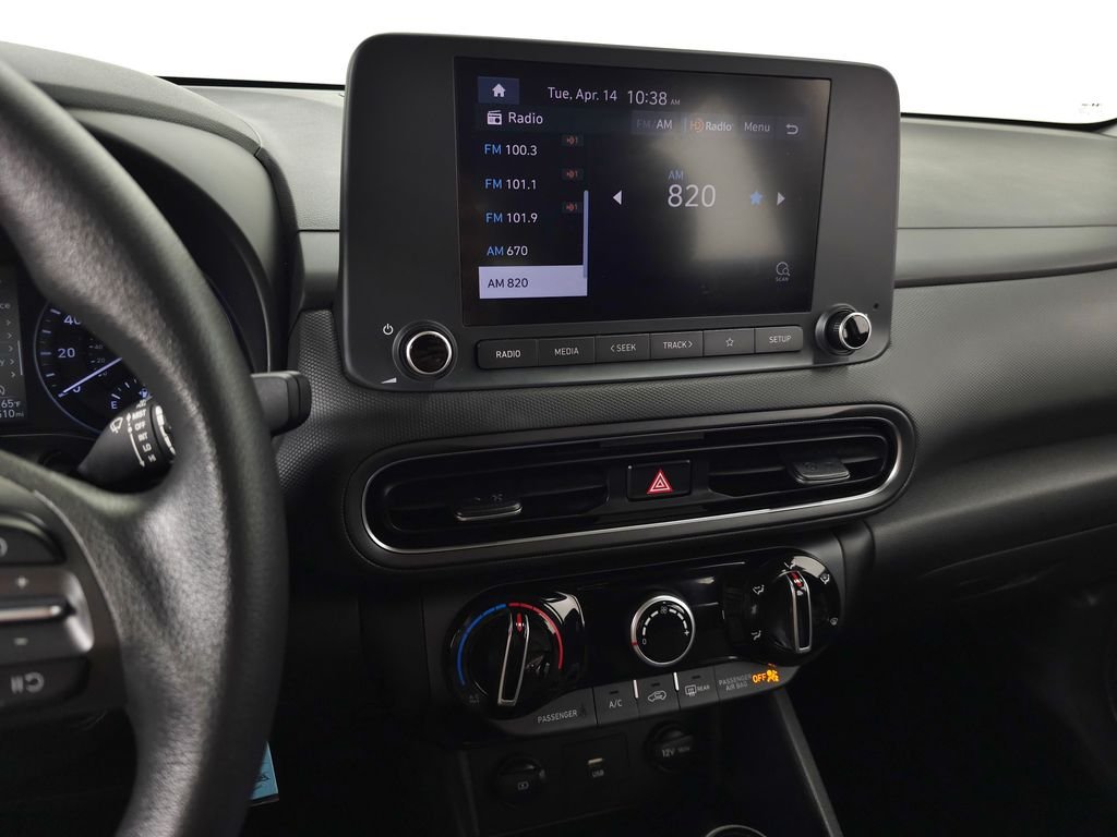 2023 Hyundai Kona SE - Photo 21