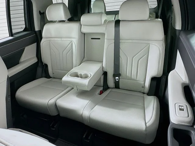 New 2026 Gray Hyundai SEL image 11