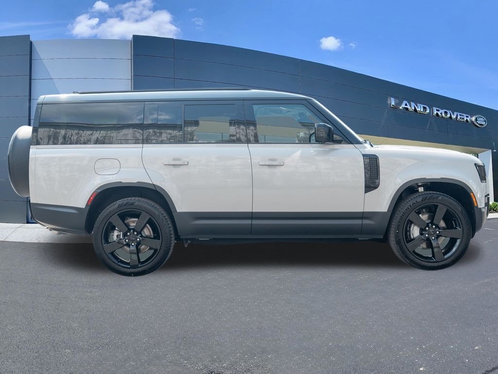 New 2026 Borasco Grey Land Rover S image 8