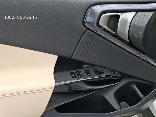 New 2026 Mineral White Metallic BMW 30 xDrive image 11