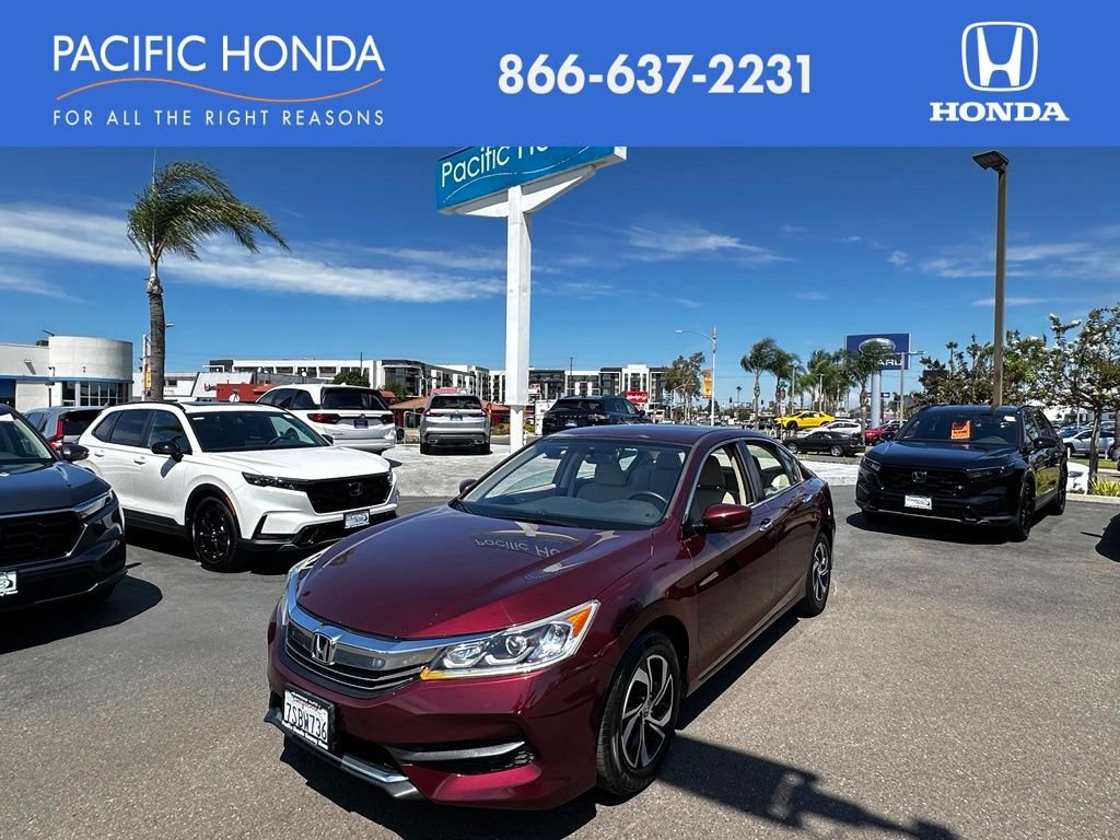 Used 2016  Honda LX image 1