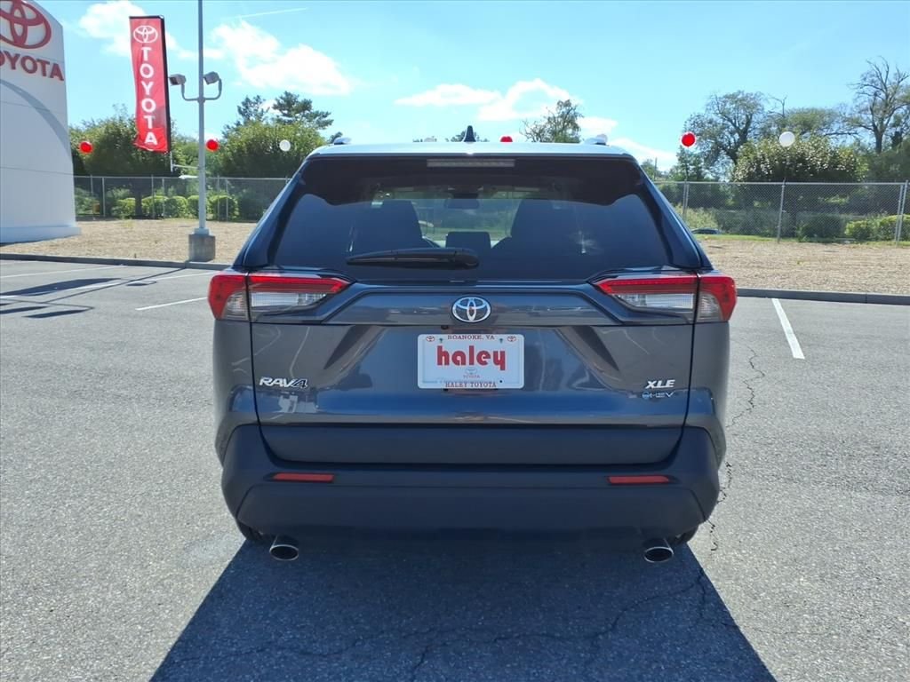 Used 2025 Gray Toyota XLE image 6