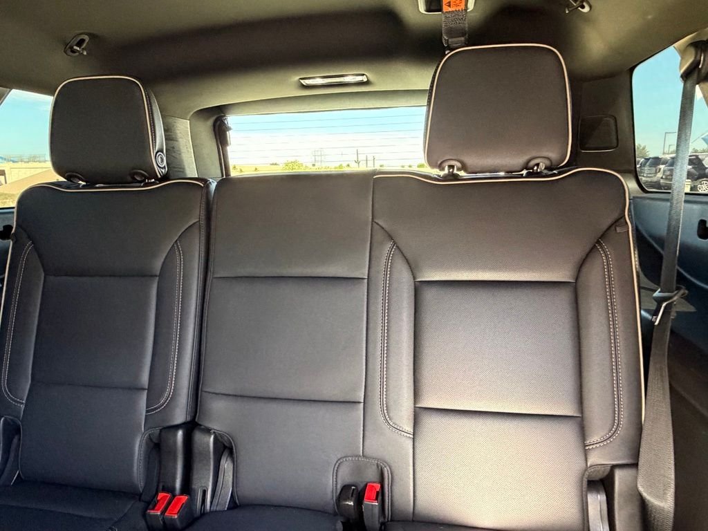 Used 2023 Gray Chevrolet Premier image 8