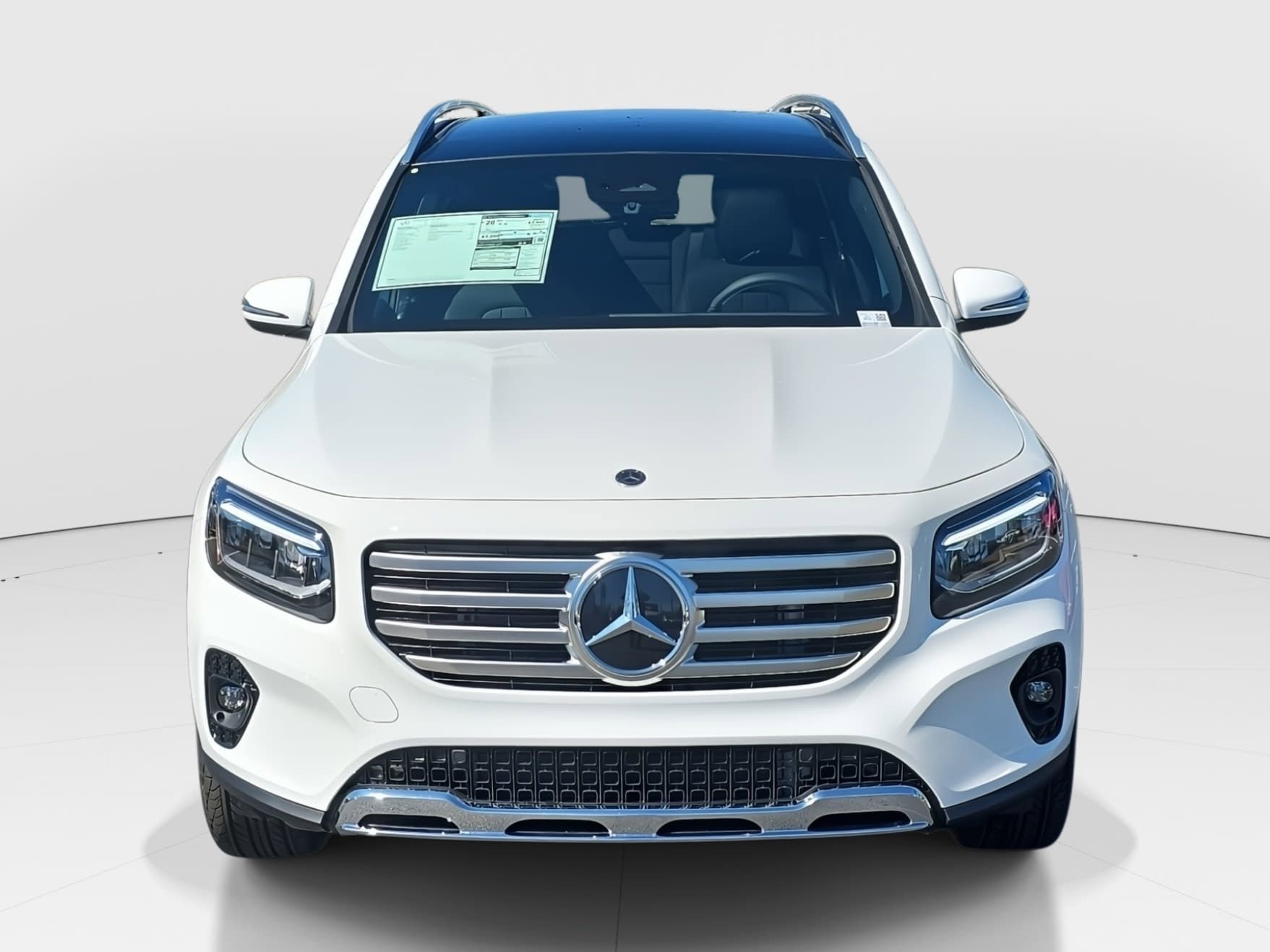New 2026 Polar White Mercedes-Benz GLB250 image 2