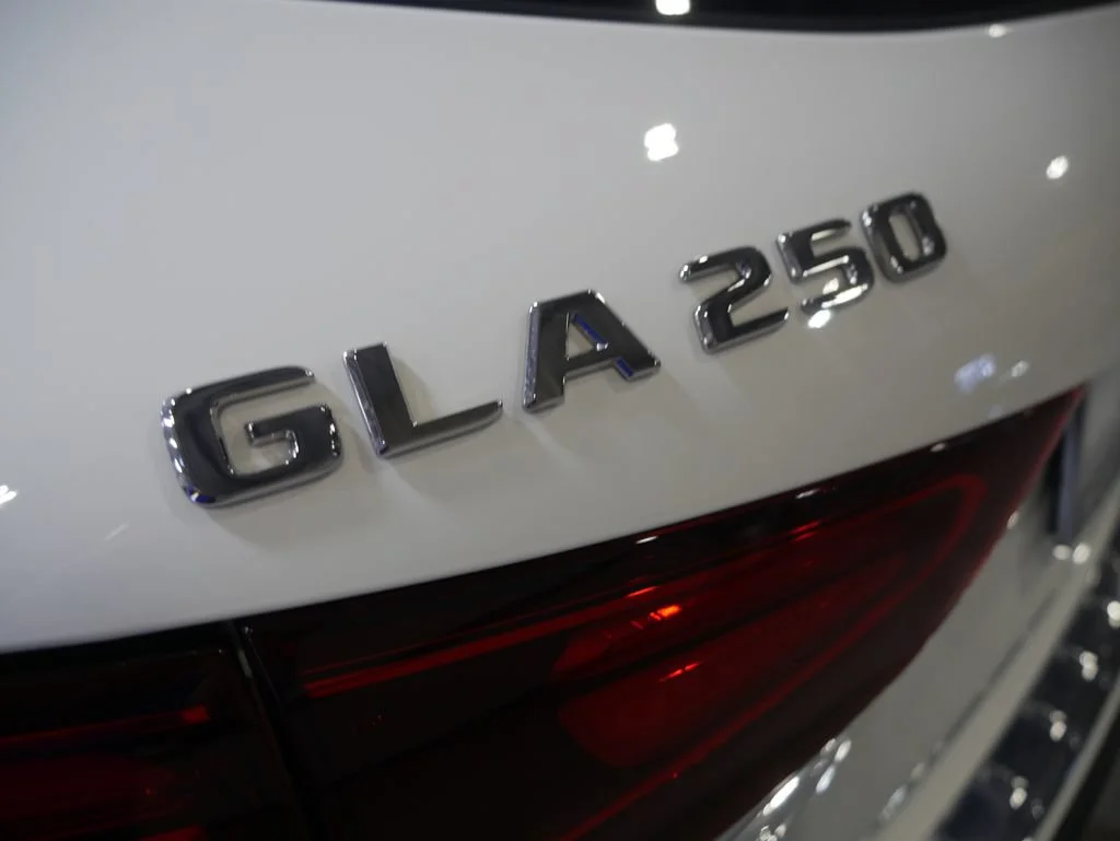 New 2026 Polar White Mercedes-Benz GLA 250 image 9