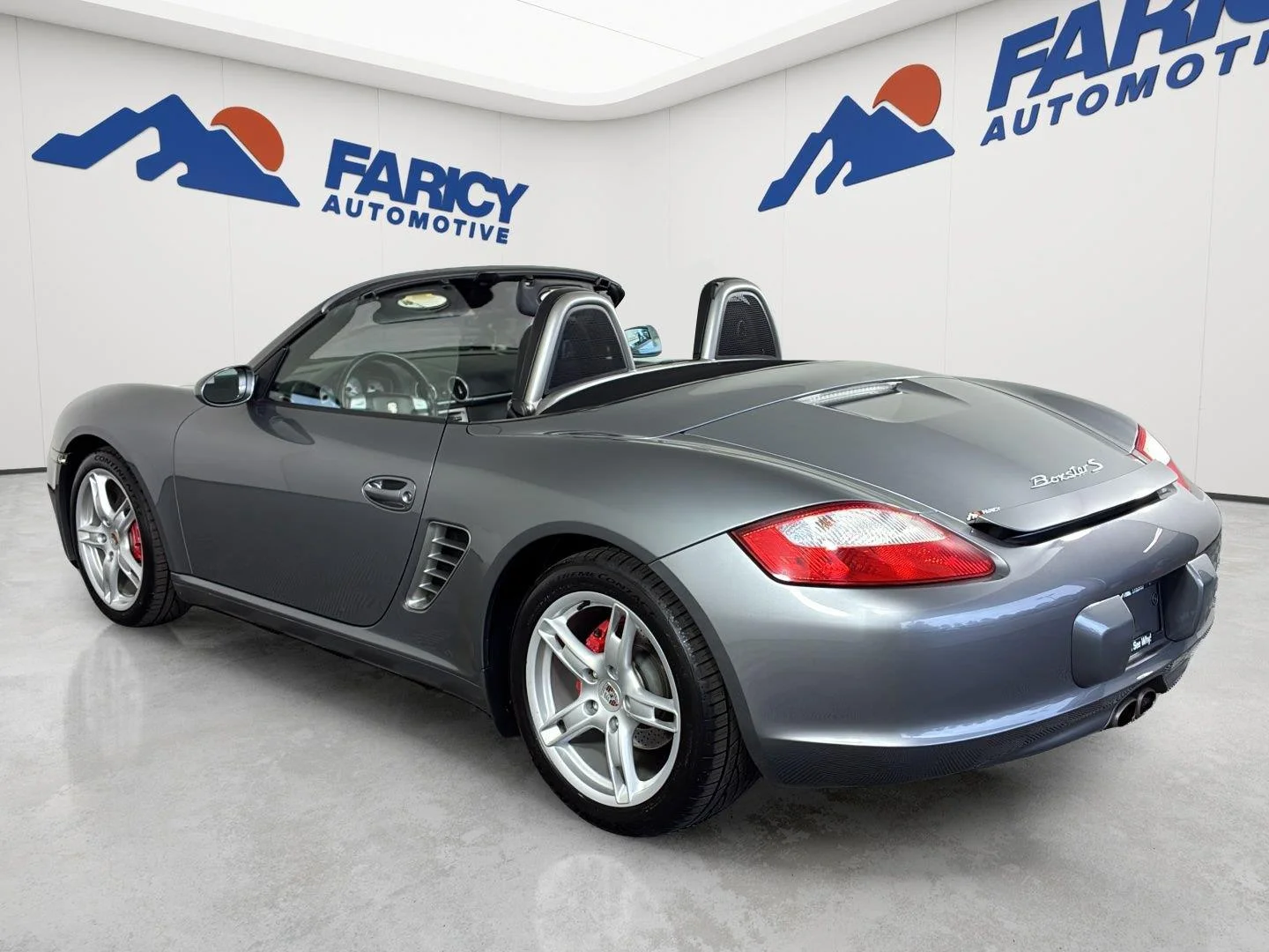 Used 2006  Porsche S image 7