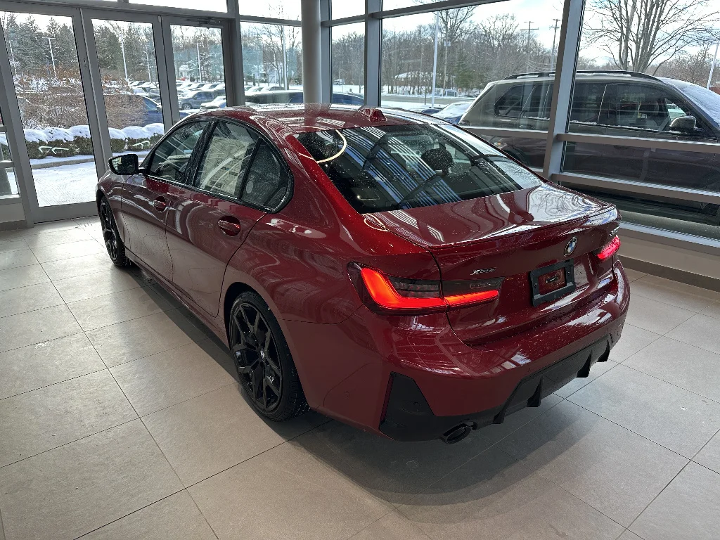 New 2026 Vegas Red Metallic BMW xDrive image 4