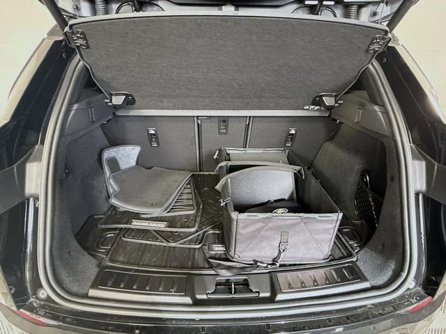 New 2026 Santorini Black Land Rover  image 28