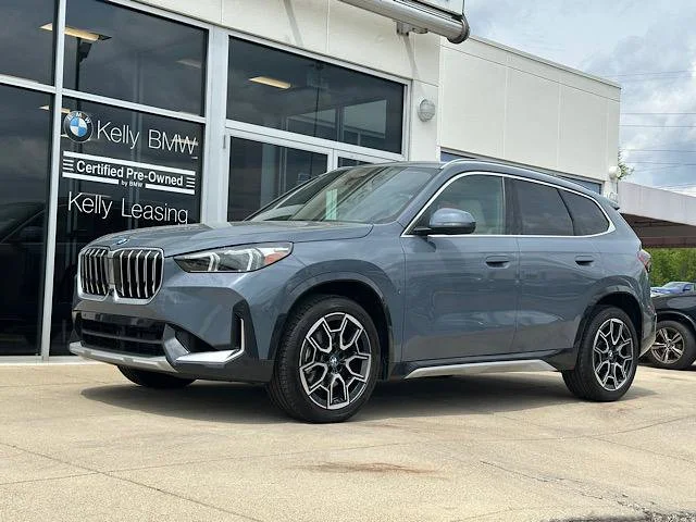 Certified Used 2025 Storm Bay Metallic BMW xDrive28i image 4