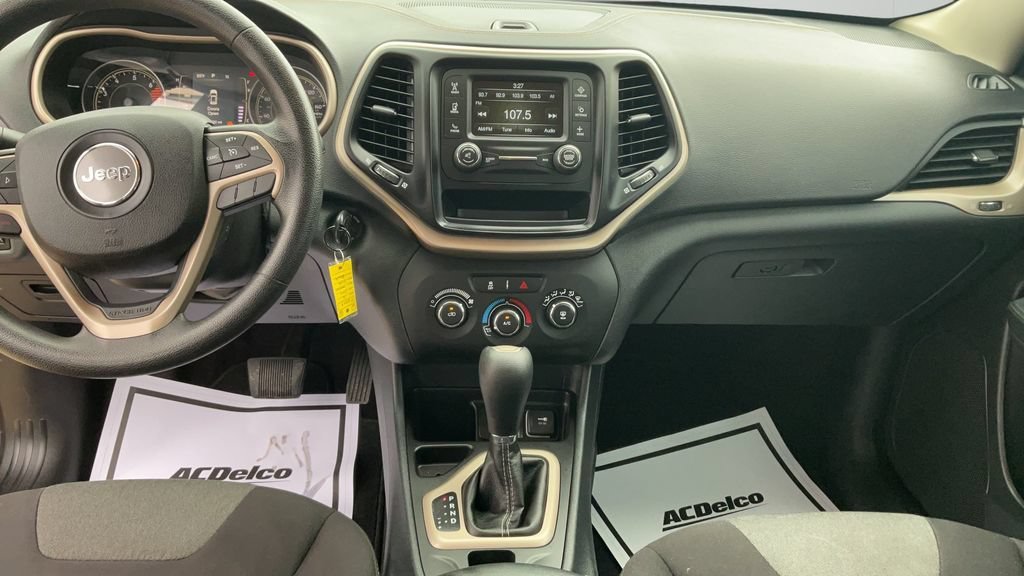 Used 2016 None Jeep Sport image 22