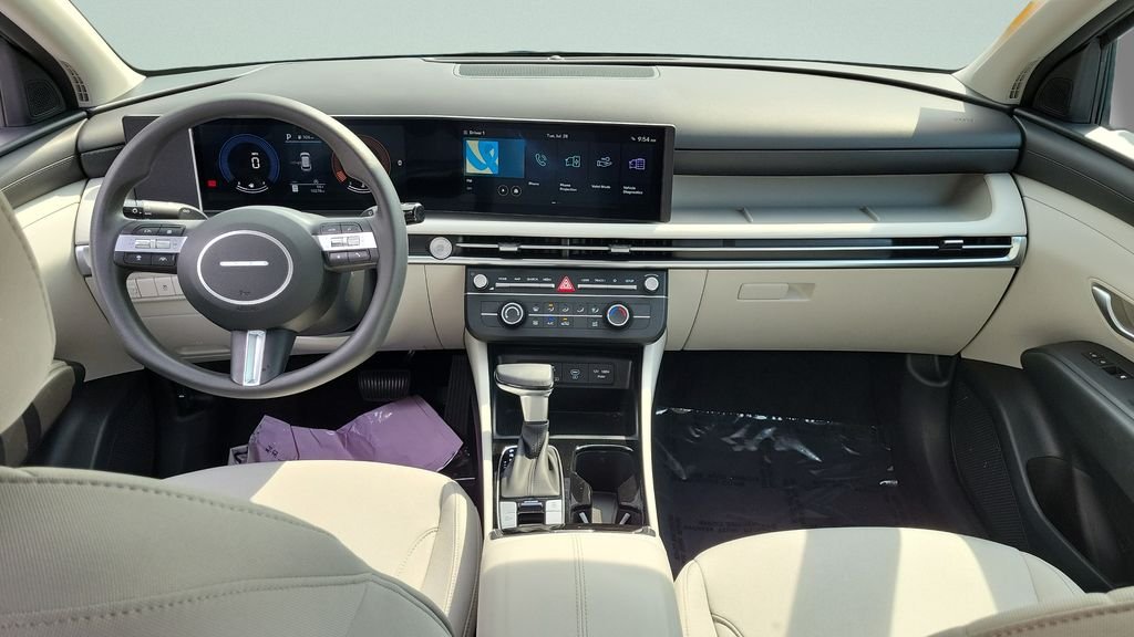 Certified Used 2025 Gray Hyundai SE image 14
