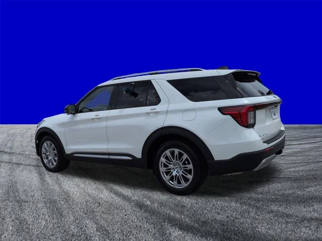 New 2026 Star White Metallic Tri-Coat Ford Platinum™ image 6