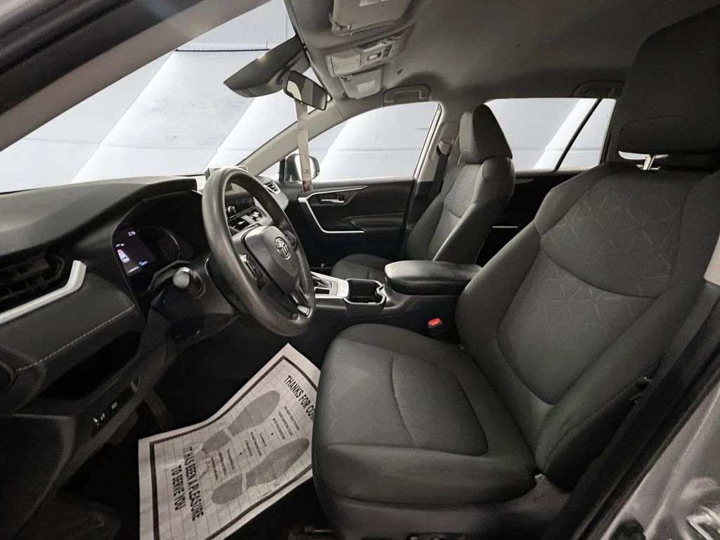 Used 2024 Silver Toyota XLE image 7