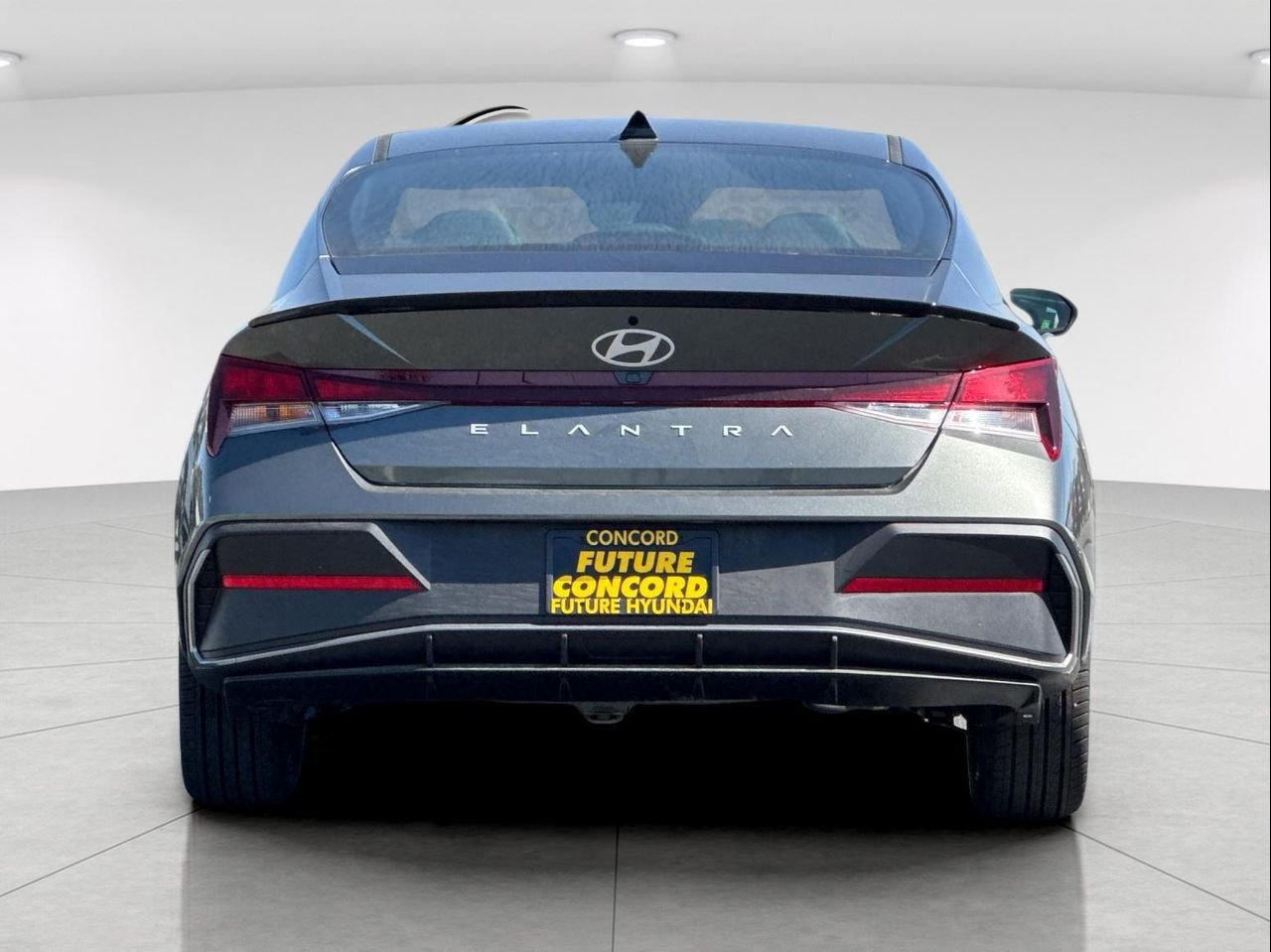 New 2026 Gray Hyundai SEL Sport Plus image 4