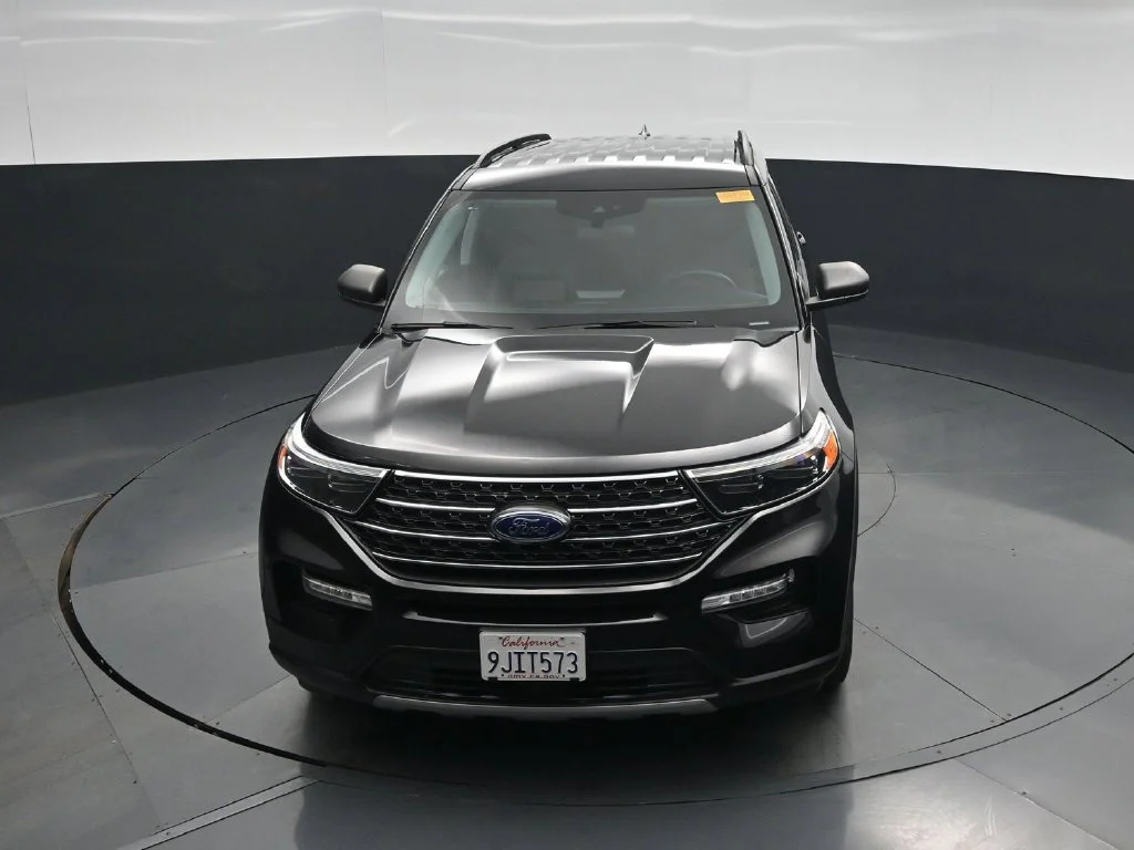 Used 2023 Black Ford XLT image 30