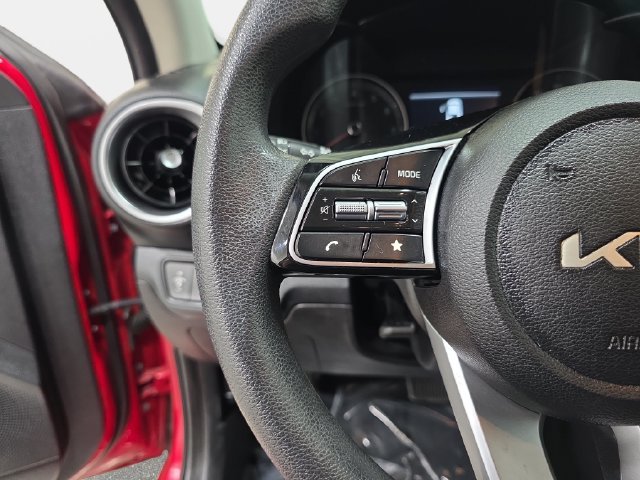 Used 2024 Red Kia LXS image 17