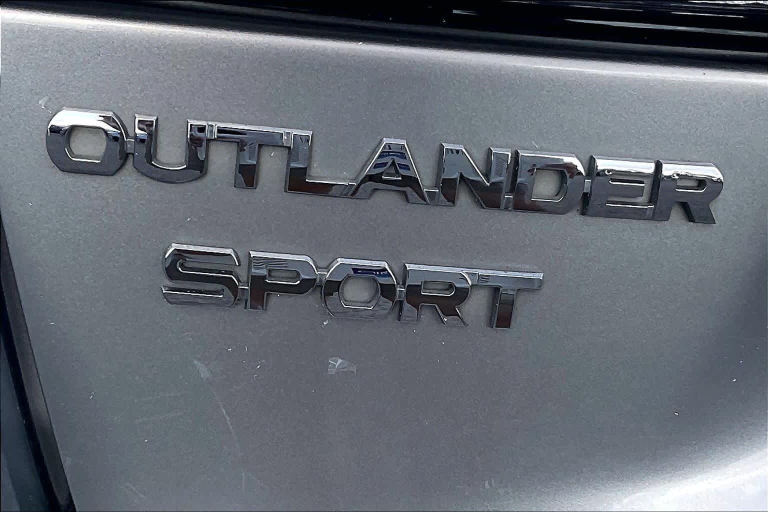 Pre-Owned 2021 Mitsubishi Outlander Sport SE