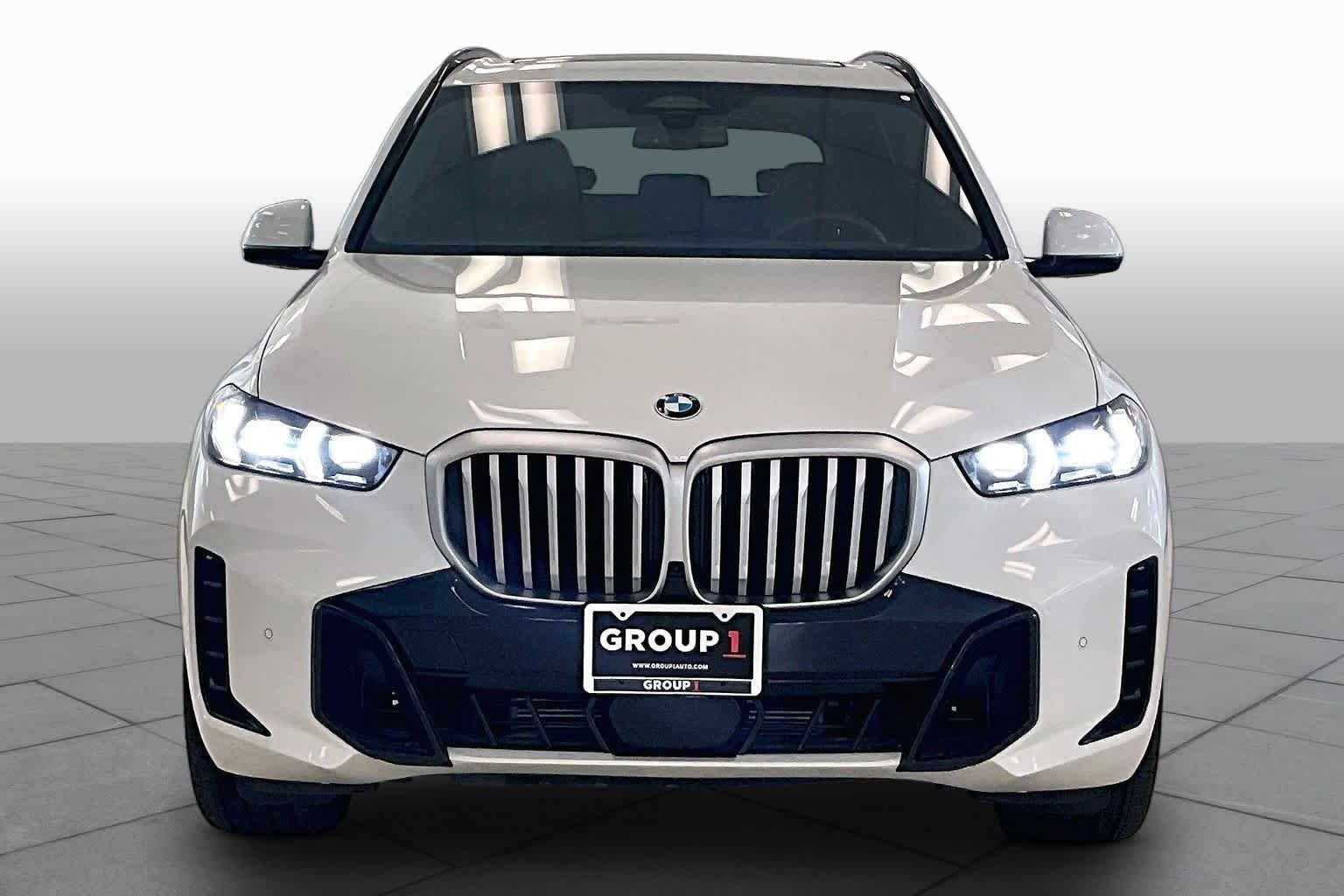 Used 2026 Alpine White BMW xDrive40i image 3