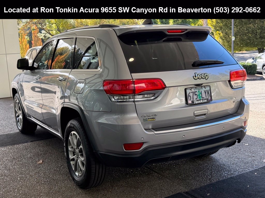 Used 2015 Billet Silver Metallic Clearcoat Jeep Limited image 5