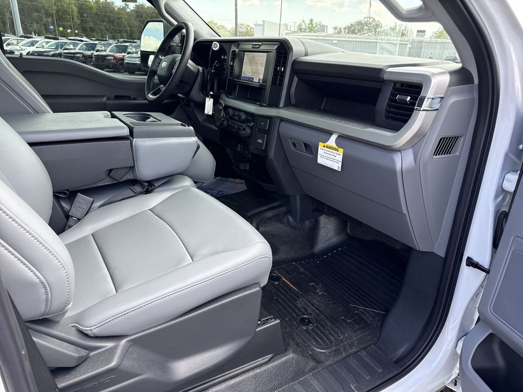 2025 Ford F-250 Super Duty XL - Photo 35