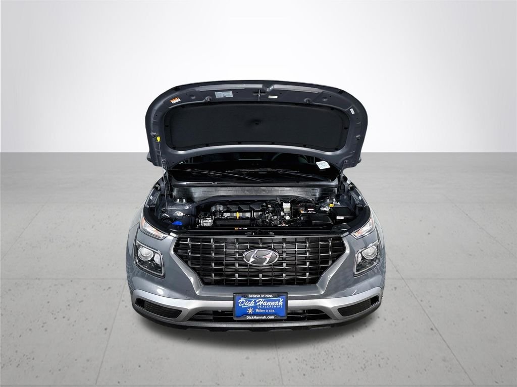 Used 2024 Gray Hyundai SE image 21